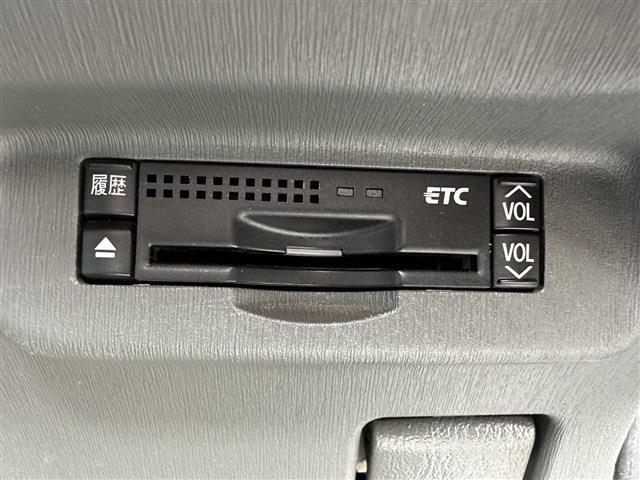 5e86ec3b94648324309eaf8f834cabc8.jpg