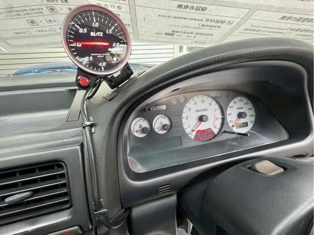 0404578A30250411W00307.jpg