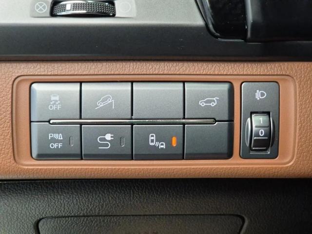 6011002453R17.jpg