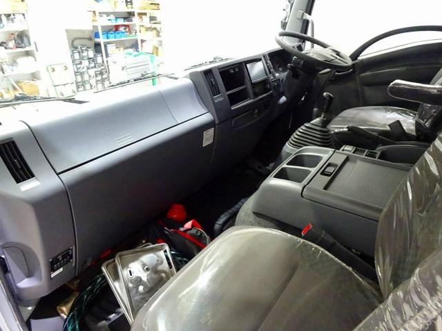 3f4fbe7490399ae8a35c95a51c82e4a1.jpg