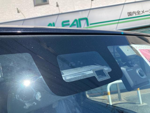 0204527A30260408W00114.jpg