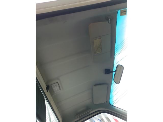 1001864A30250808W00114.jpg