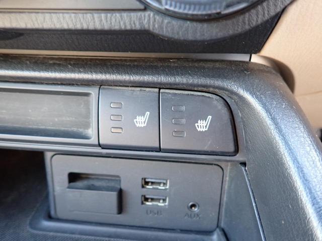 0540305A30251009W00617.jpg