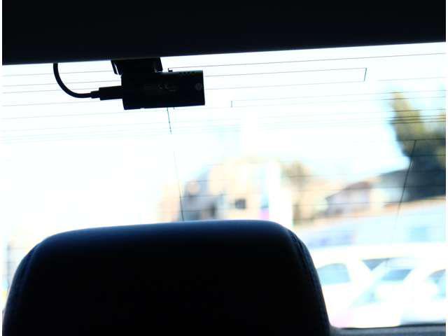 799fe9337598a78cf2122658eeea890c.jpg