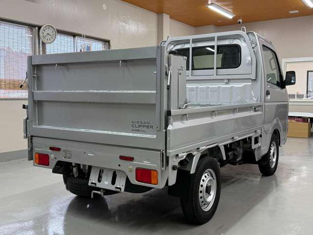 9992d80bd2ae192ac68e284e168f8192.jpg