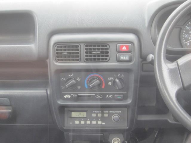 0704051A30251019W00310.jpg
