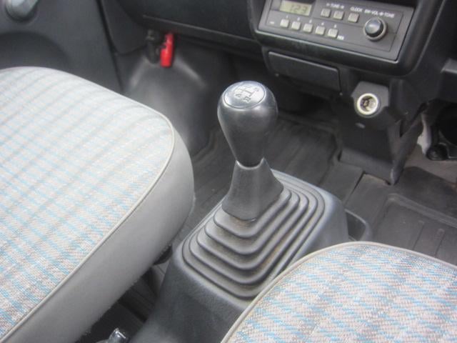 0704051A30251019W00311.jpg