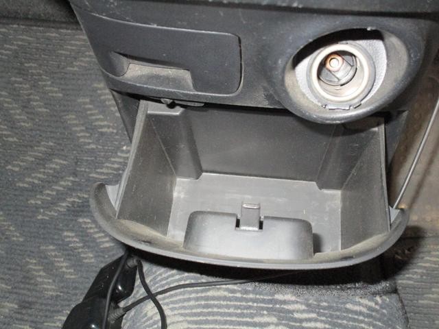 0501571A30260405W00118.jpg
