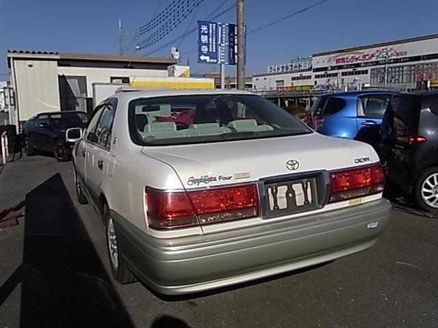 0400957A30251117W00104.jpg