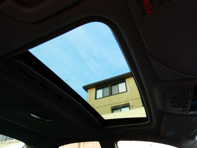 0530211A30260405W00103.jpg