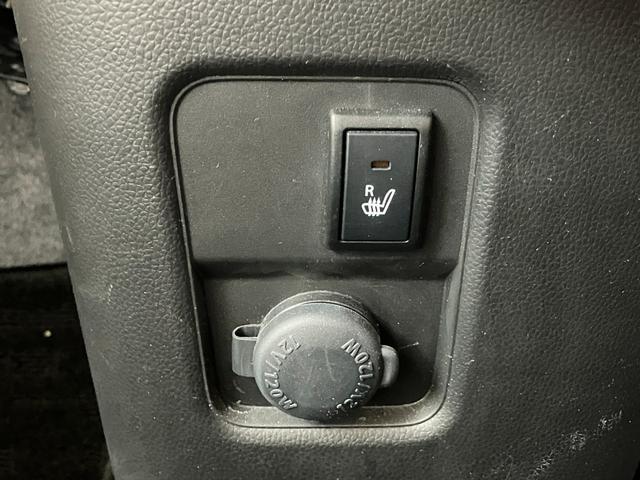 0840119A30251225W00309.jpg