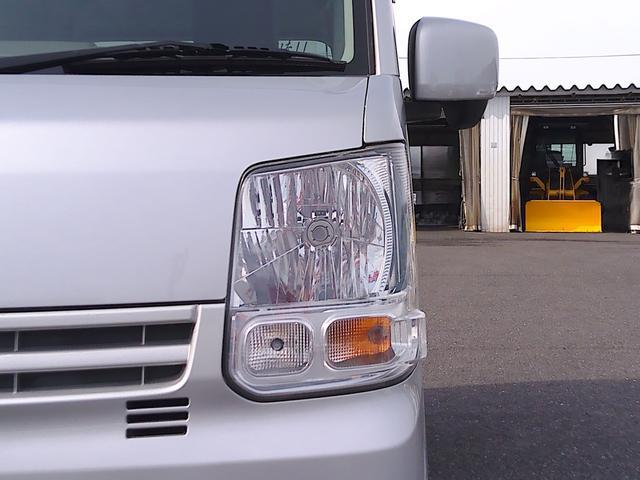 0903470A30260221W00104.jpg