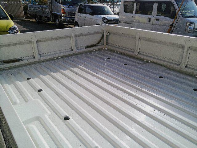 18ff5eabb5786e9fc66ee3f969733015.jpg