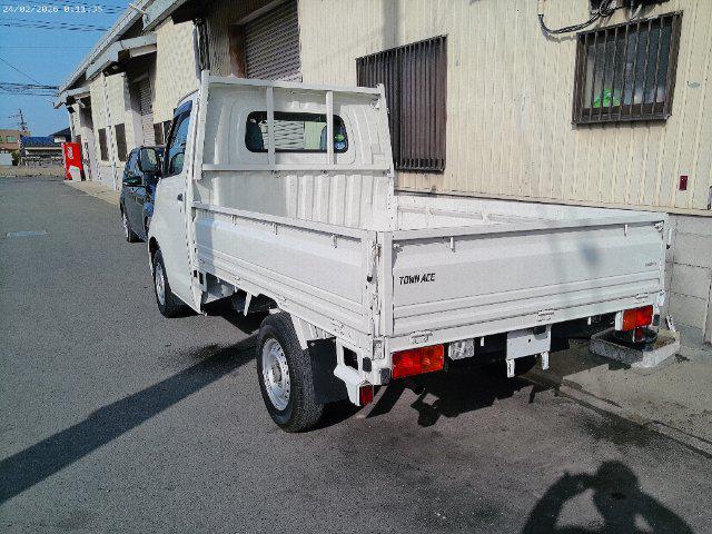 4c102a680fbd0db6836a51dc63ec6295.jpg