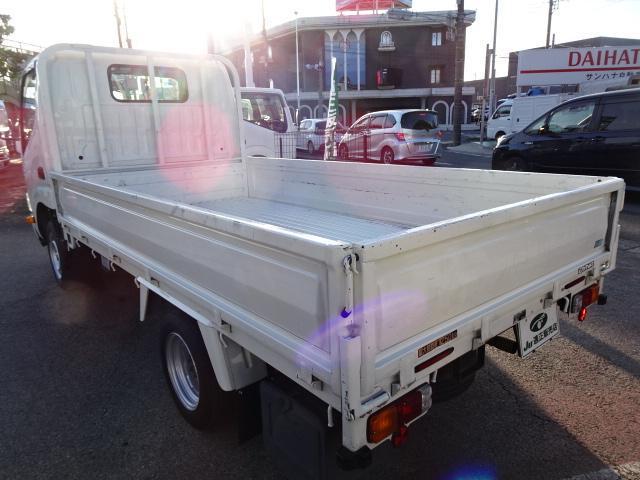 21703007_carP_l_9.jpg