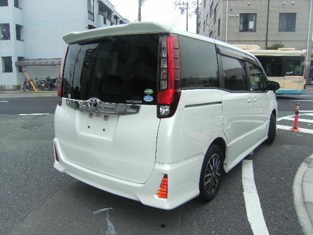 0705882A30250608W00109.jpg