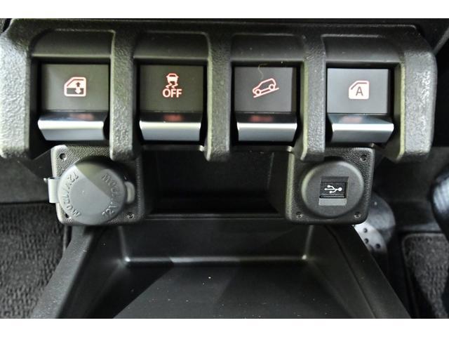 0504235A30260310W00108.jpg