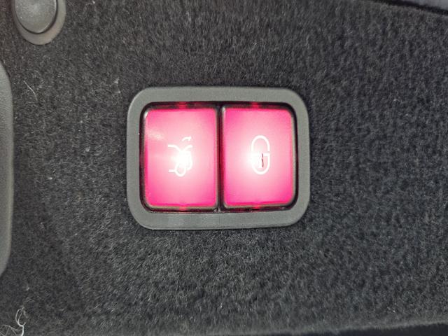 e7e8ef5d1d9b9deaf21ac21c91b43f8f.jpeg
