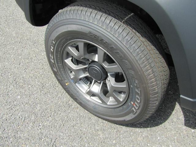 0520340A30250809W00107.jpg