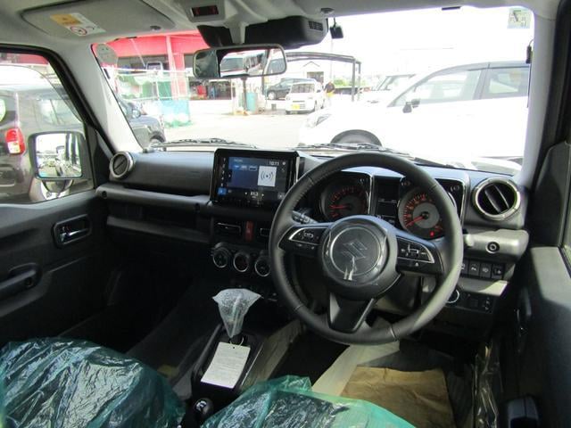 0520340A30250809W00114.jpg
