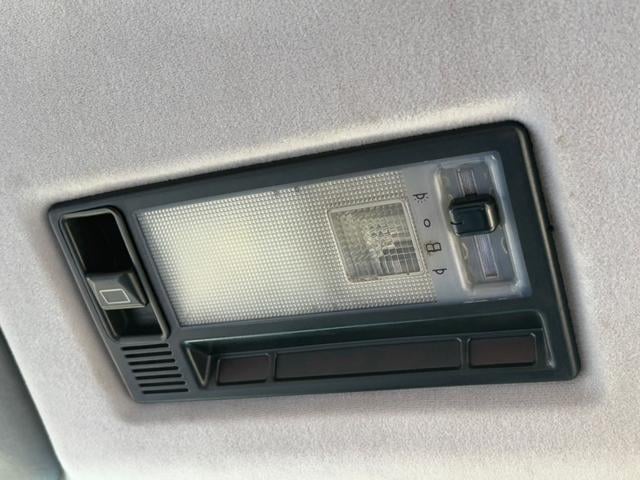 0904306A30250725W00114.jpg