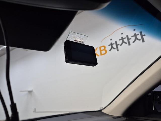 5101501927R17.jpg