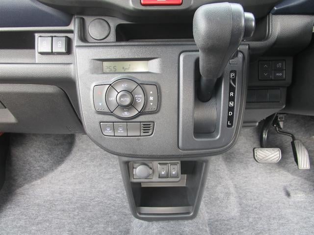 0200410A30241113W00203.jpg