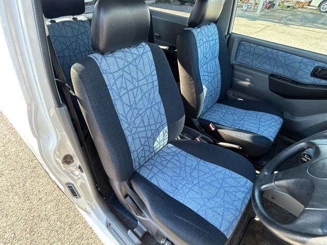 0404372A30260312W00214.jpg