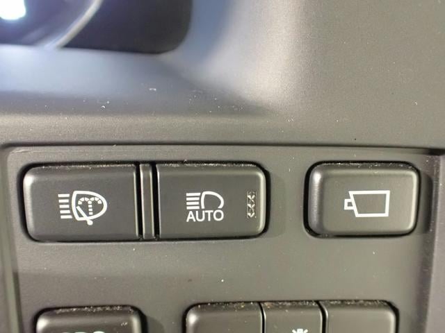 0201999A30250911W00512.jpg