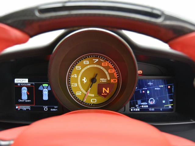 9200363A30251109W00312.jpg