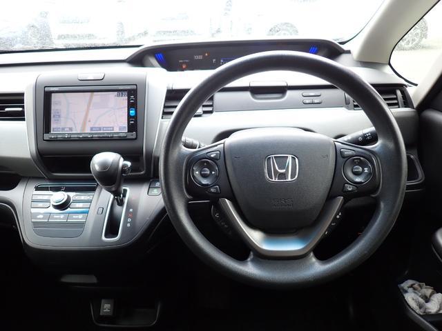 0540305A30260321W00914.jpg
