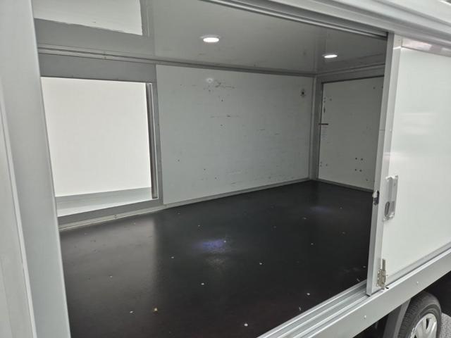 5091002634R18.jpg