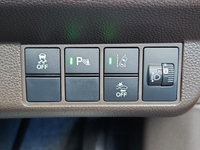0600275A30251001W00213.jpg