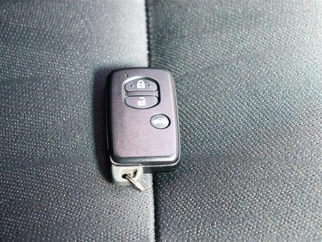 0511204A30260314W00112.jpg