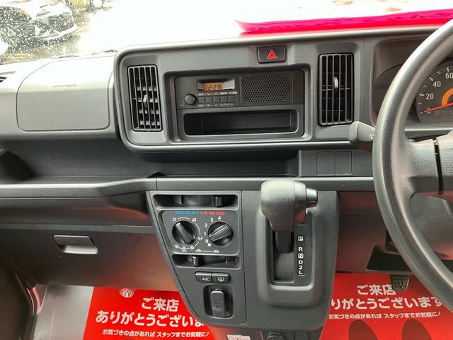 1120023A30260302W00119.jpg