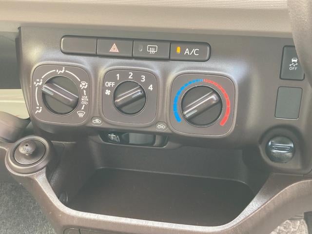 0220006A30251024W01011.jpg