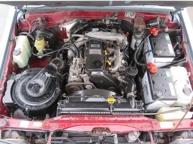 0506994A30251103W00104.jpg