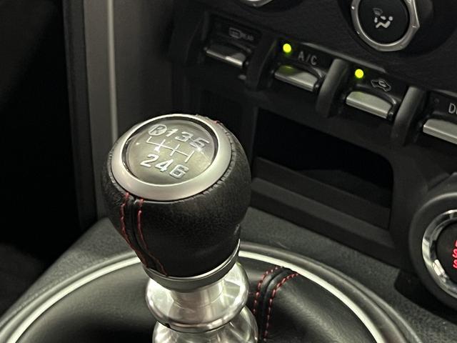 0502713A30260411W00107.jpg