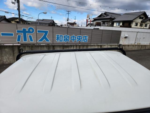 0708536A30260125W00119.jpg