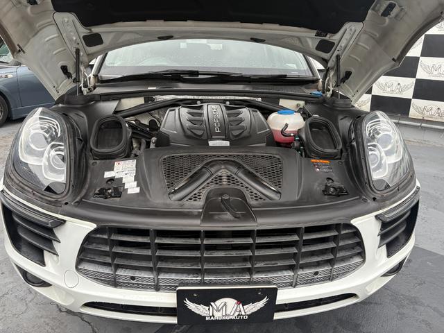 0504228A30250715W00206.jpg