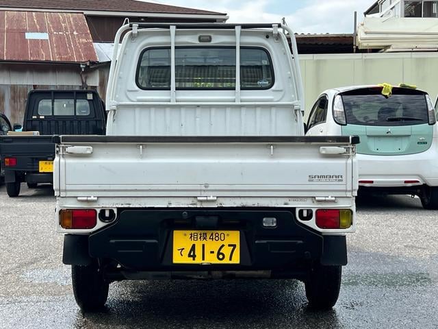 0404285A30250810W00203.jpg