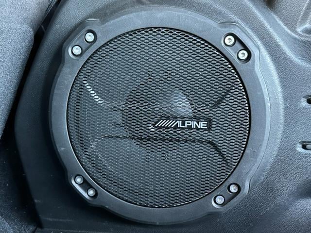 18817806_carP_l_17.jpg