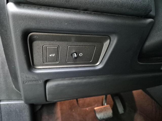 6021001734R18.jpg