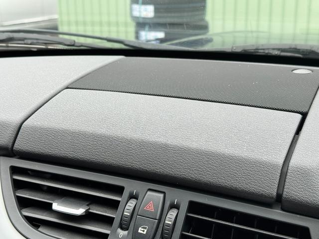0700435A30260211W00211.jpg