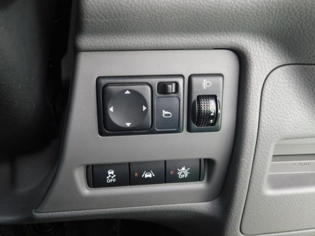 0500054A30250727W00412.jpg