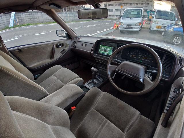1002989A30260401W00113.jpg