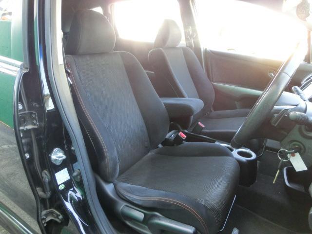 0540946A30260209W00202.jpg