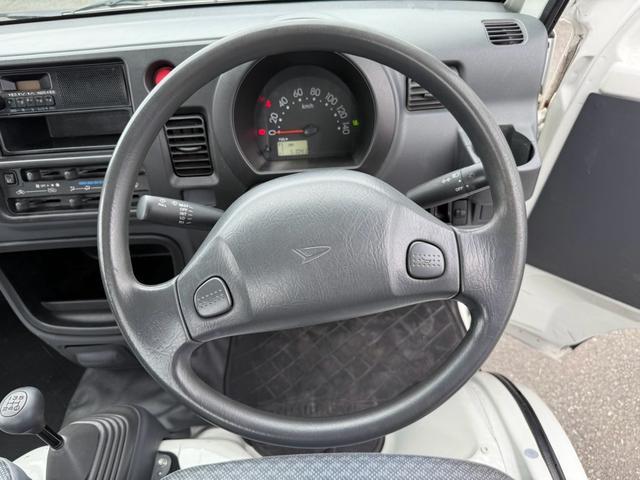 2506163A30250315W00317.jpg