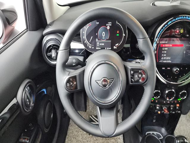 8d0fa43fe404d19f7b79bd8c4bfce36e.jpeg