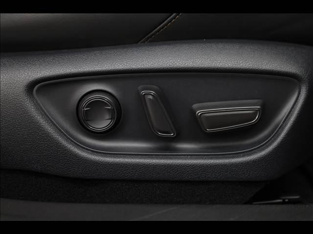 f70e0740d6981637f19eebaa67f85067.jpg